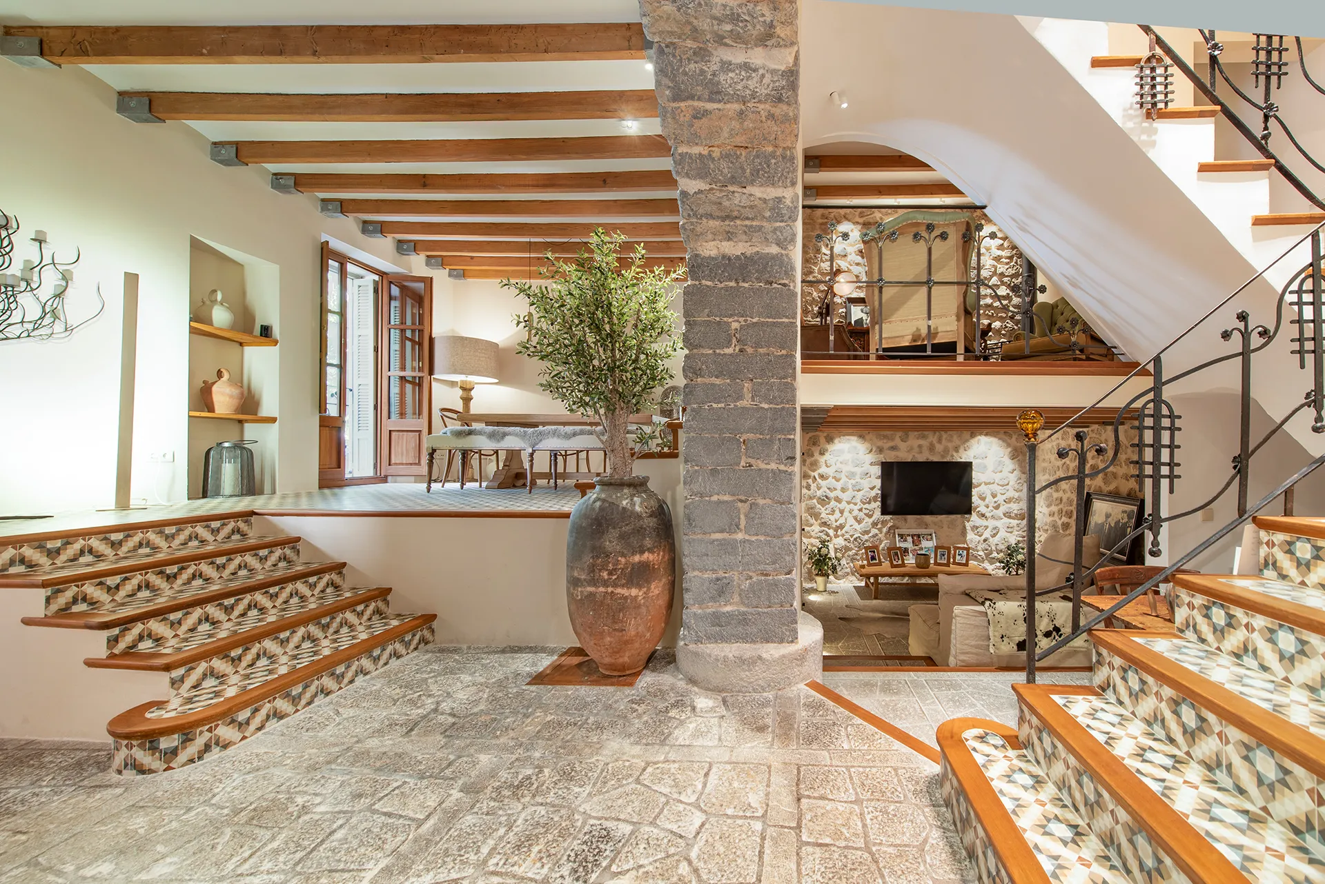 Elégante maison de village avec vue imprenable sur la Tramuntana à Fornalutx-4