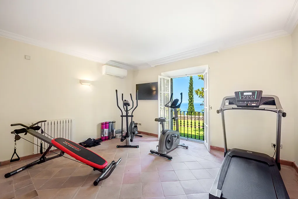 Proprietà impareggiabile con vista sul mare-26