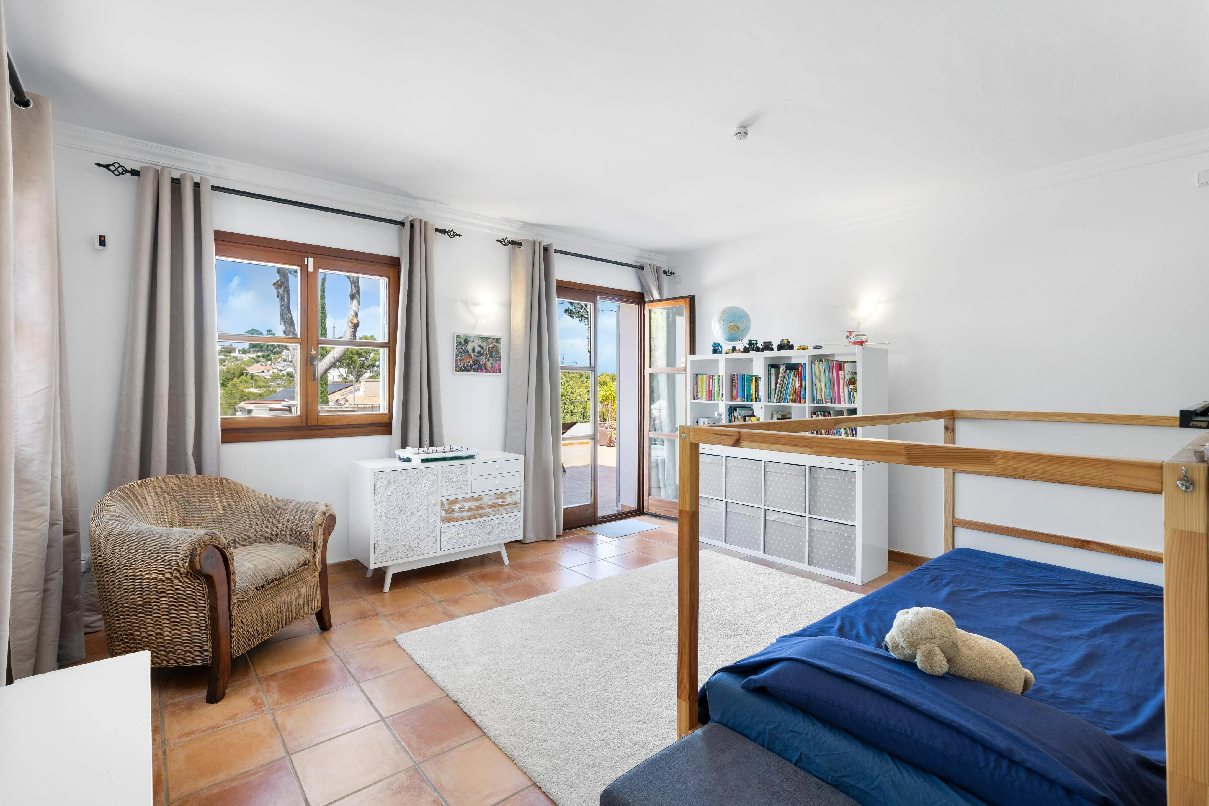 Charmante gezinsvilla op een ruim perceel in Nova Santa Ponsa-12