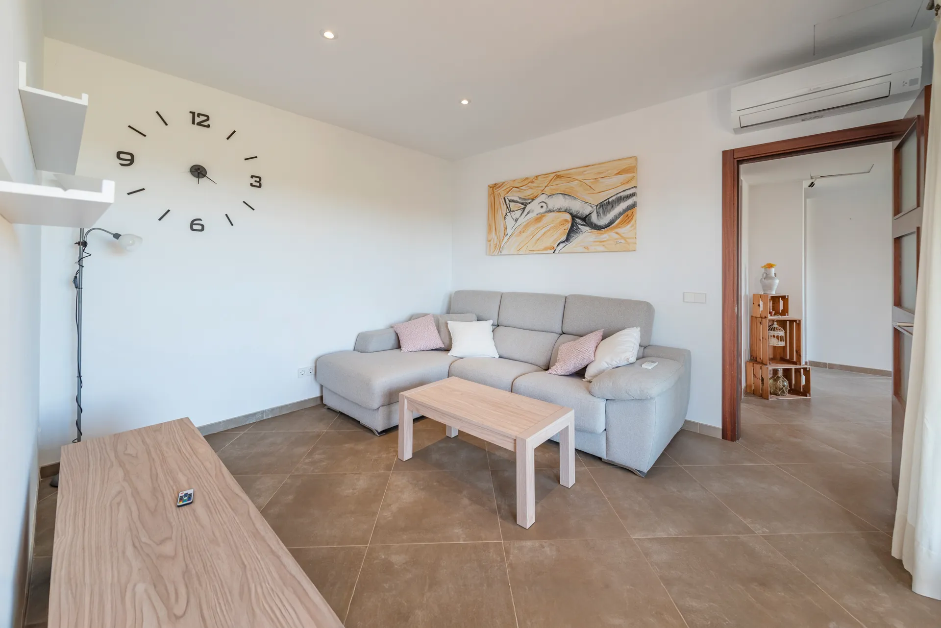 Encantadora finca amb vistes llunyanes al mar i gran potencial a Santa Margalida.-12