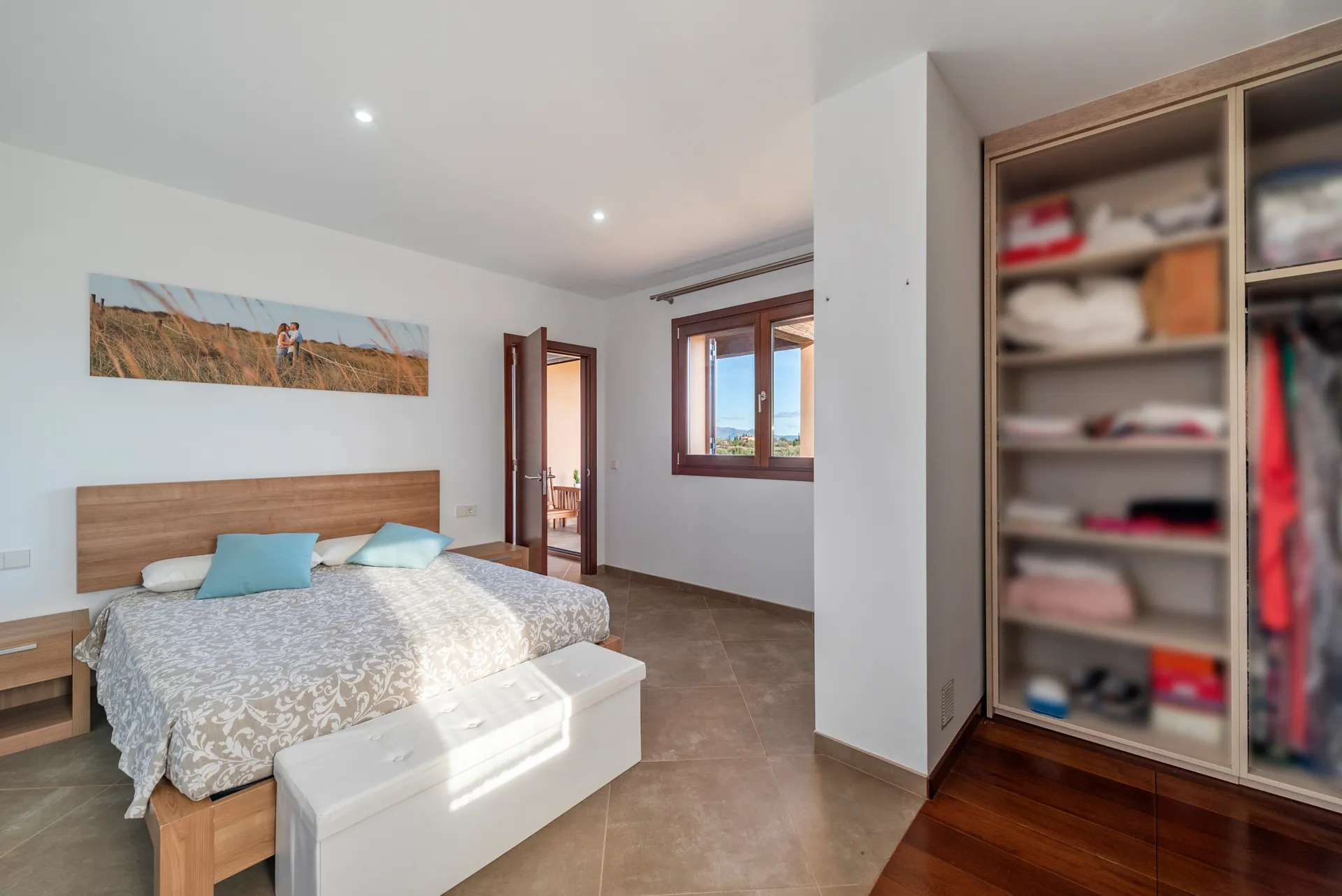 Charmante woning met verreikend zeezicht en veel potentieel in Santa Margalida.-9