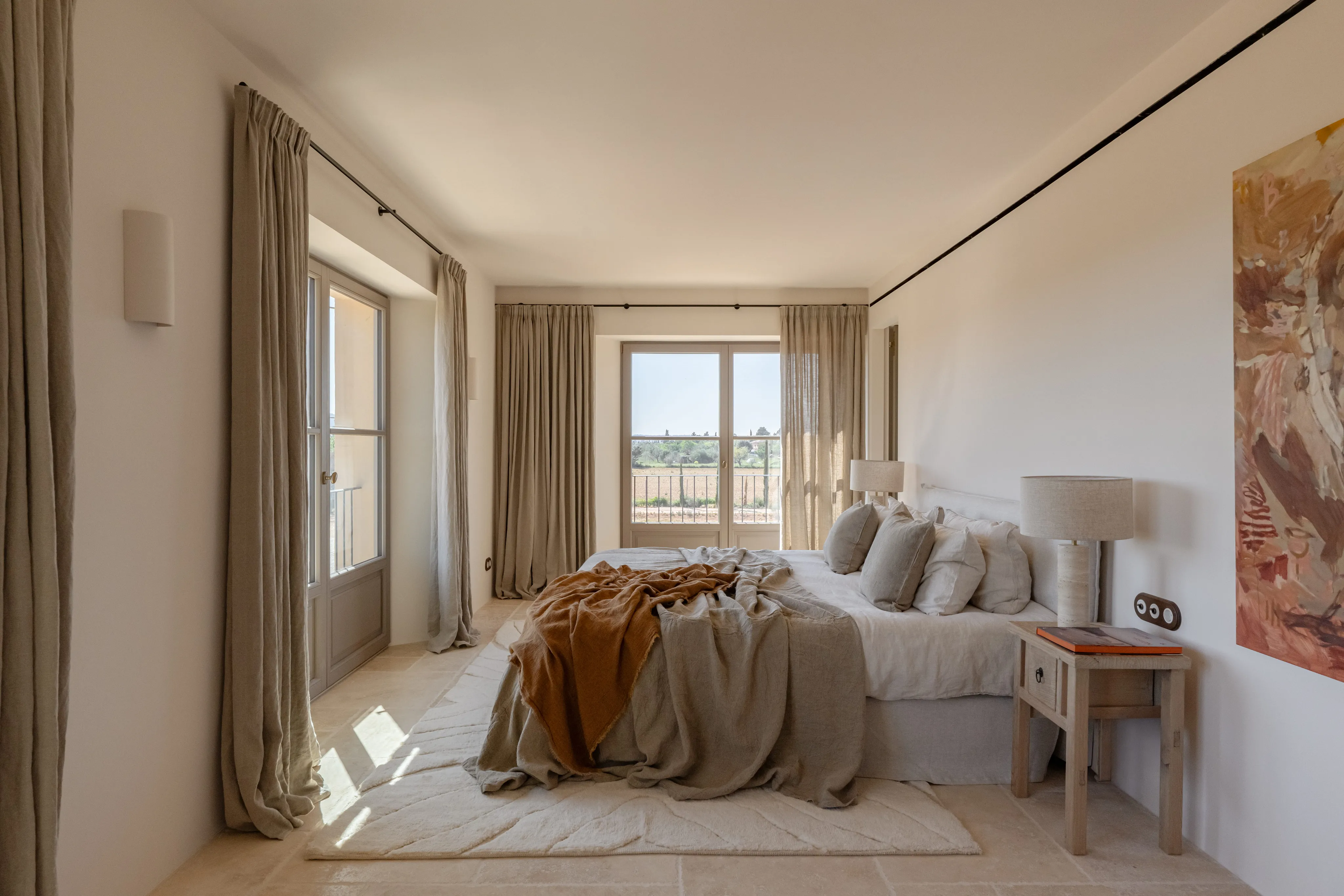 A Sculptural Mediterranean Retreat Framed by the Tramuntana-9