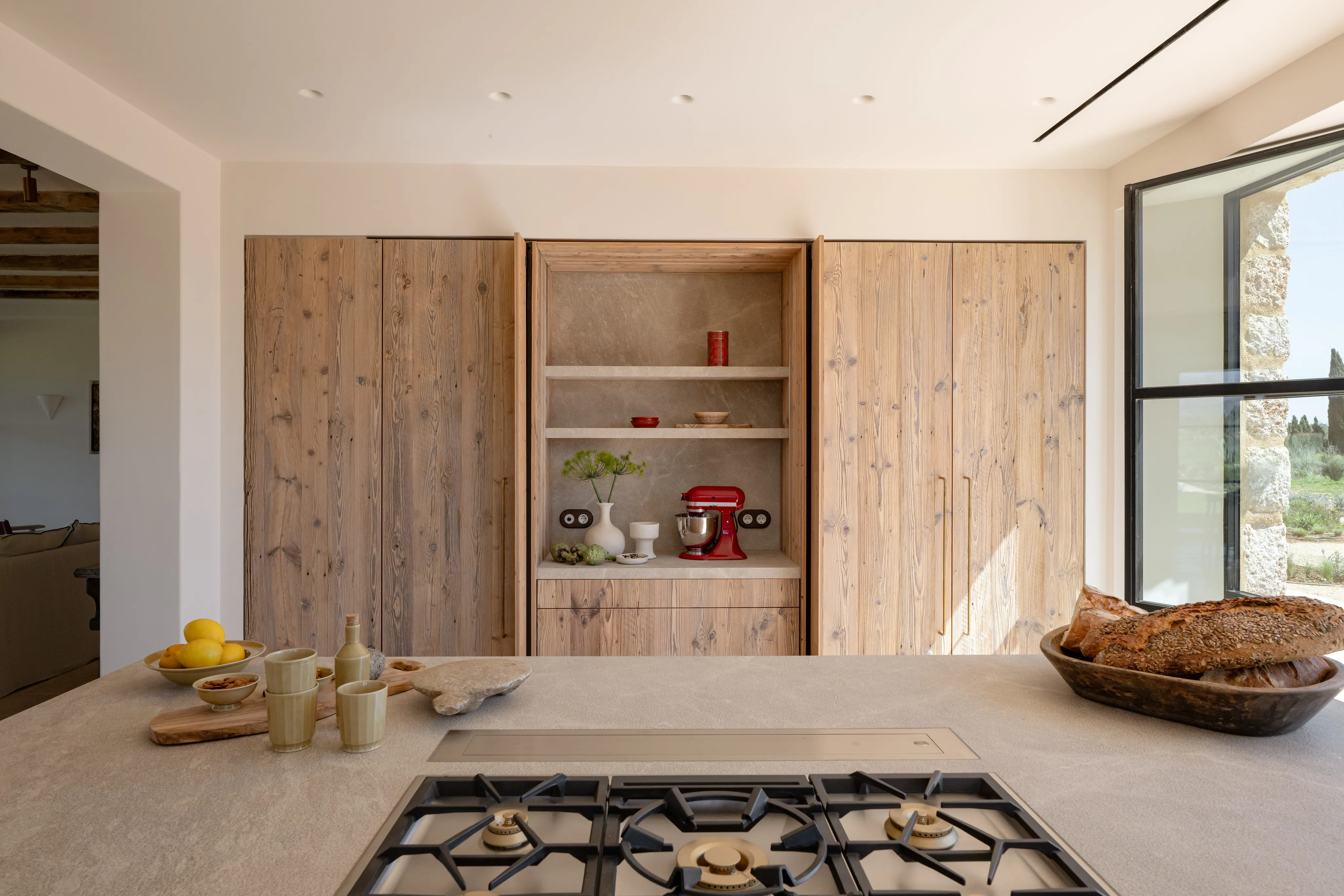 A Sculptural Mediterranean Retreat Framed by the Tramuntana-5