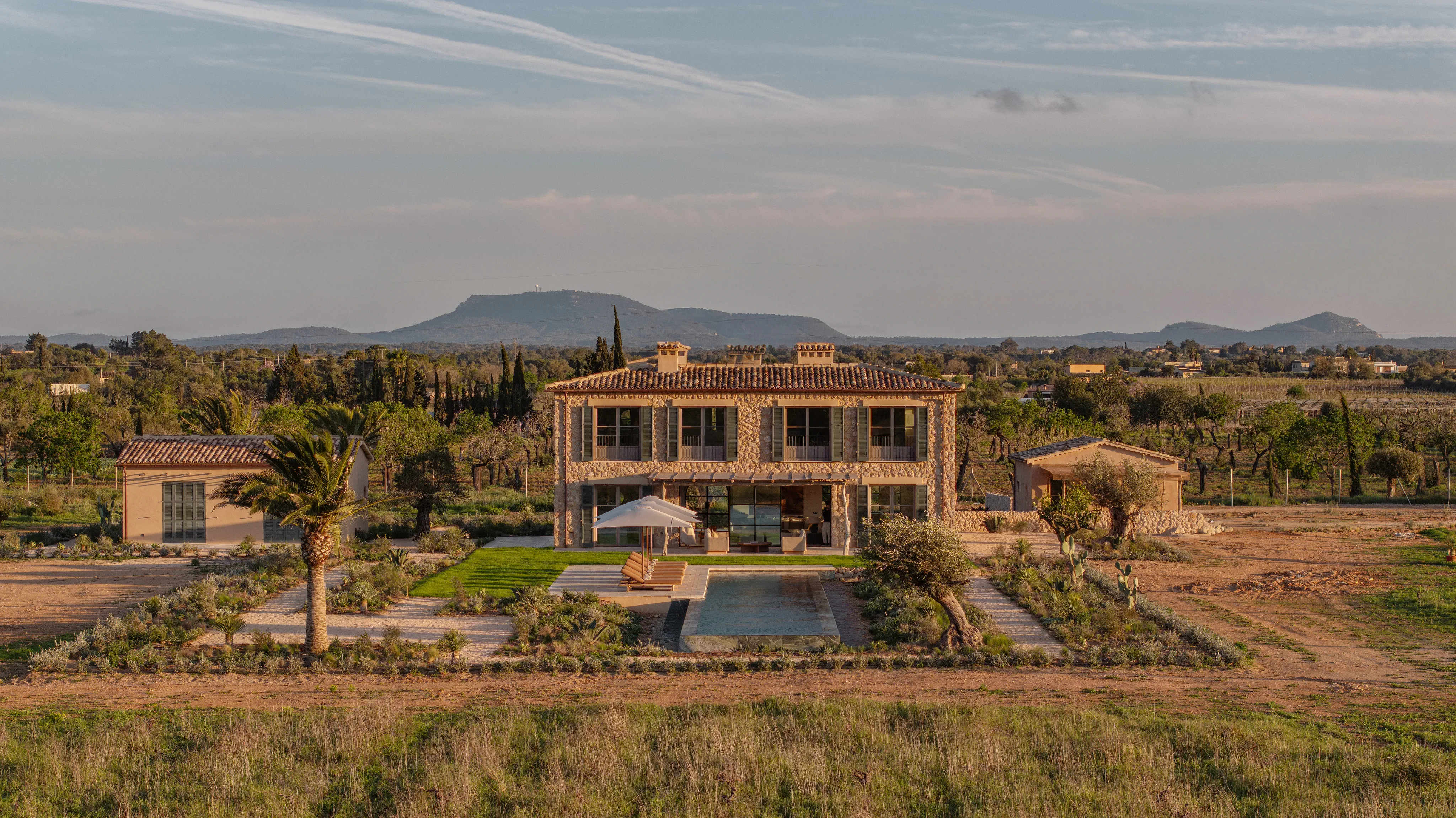 A Sculptural Mediterranean Retreat Framed by the Tramuntana-17