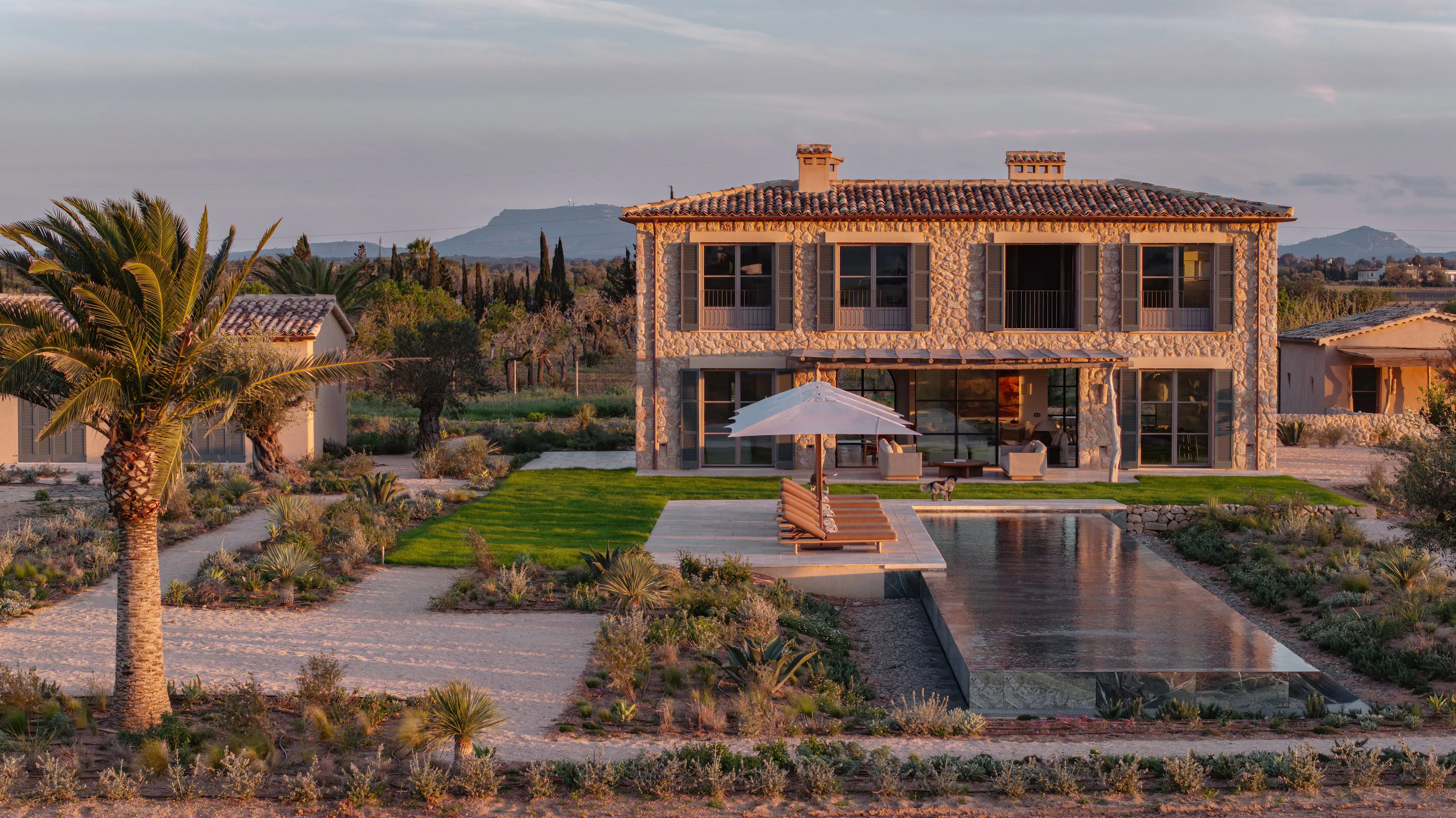 A Sculptural Mediterranean Retreat Framed by the Tramuntana-3