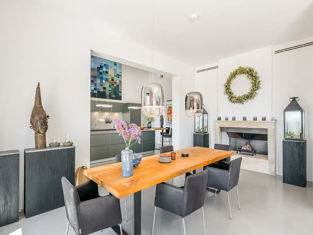 Propiedad única con vistas panorámicas y al mar-9