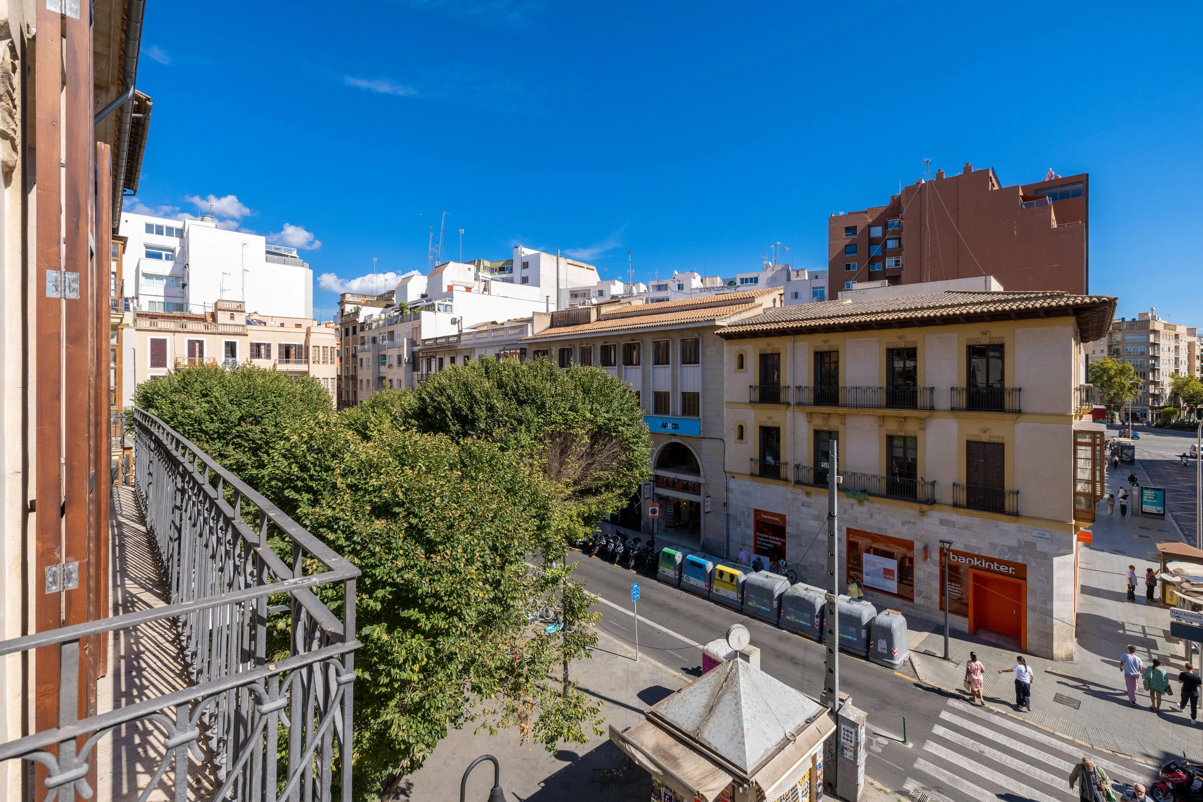 Ara moblat - pis renovat i elegant amb ascensor i balcons en Sindicat-8