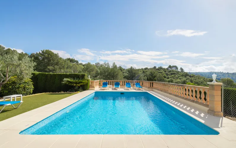 Charmante finca avec licence de vacances à Mancor de la Vall