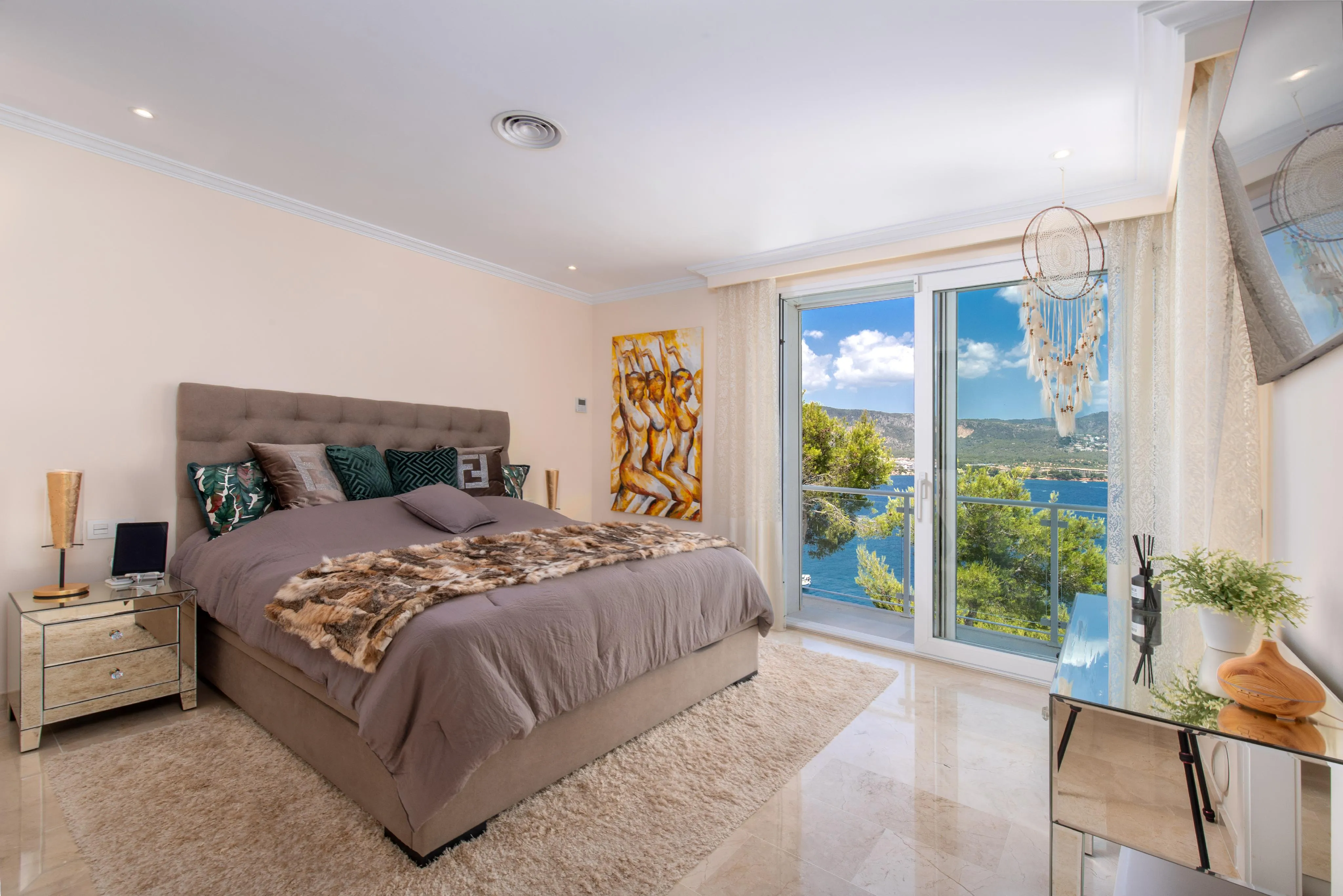 Urocza willa na nabrzeżu z dostępem do morza-12