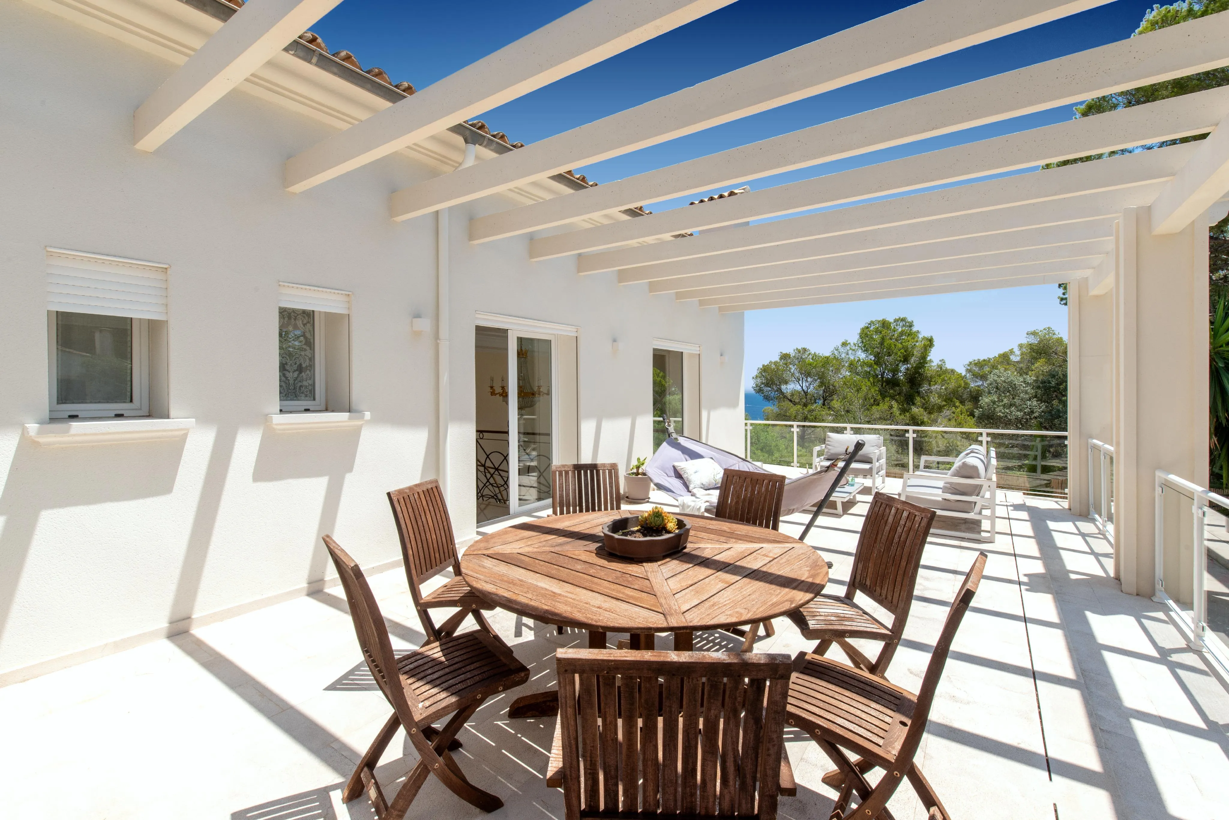 Urocza willa na nabrzeżu z dostępem do morza-21