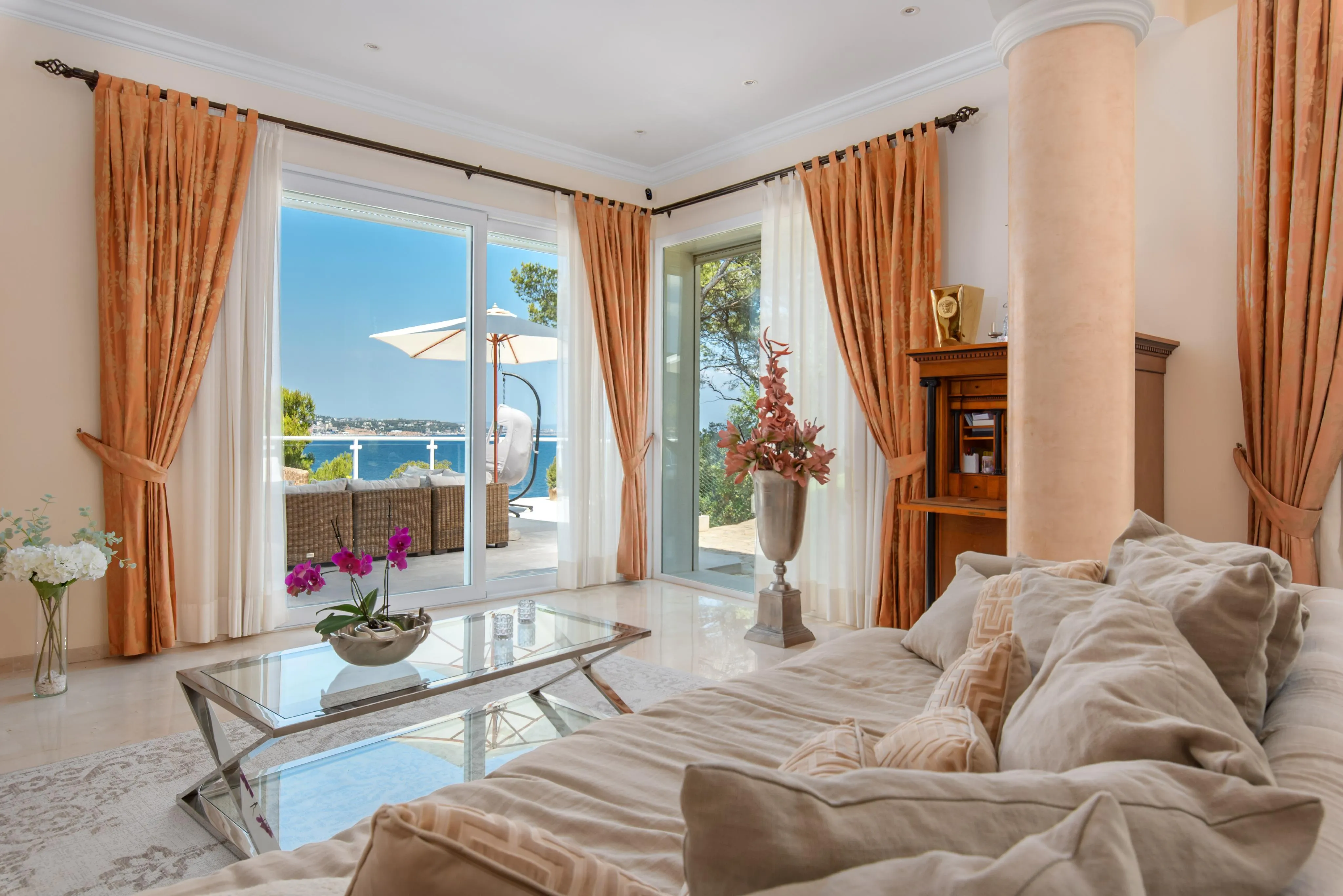 Urocza willa na nabrzeżu z dostępem do morza-7