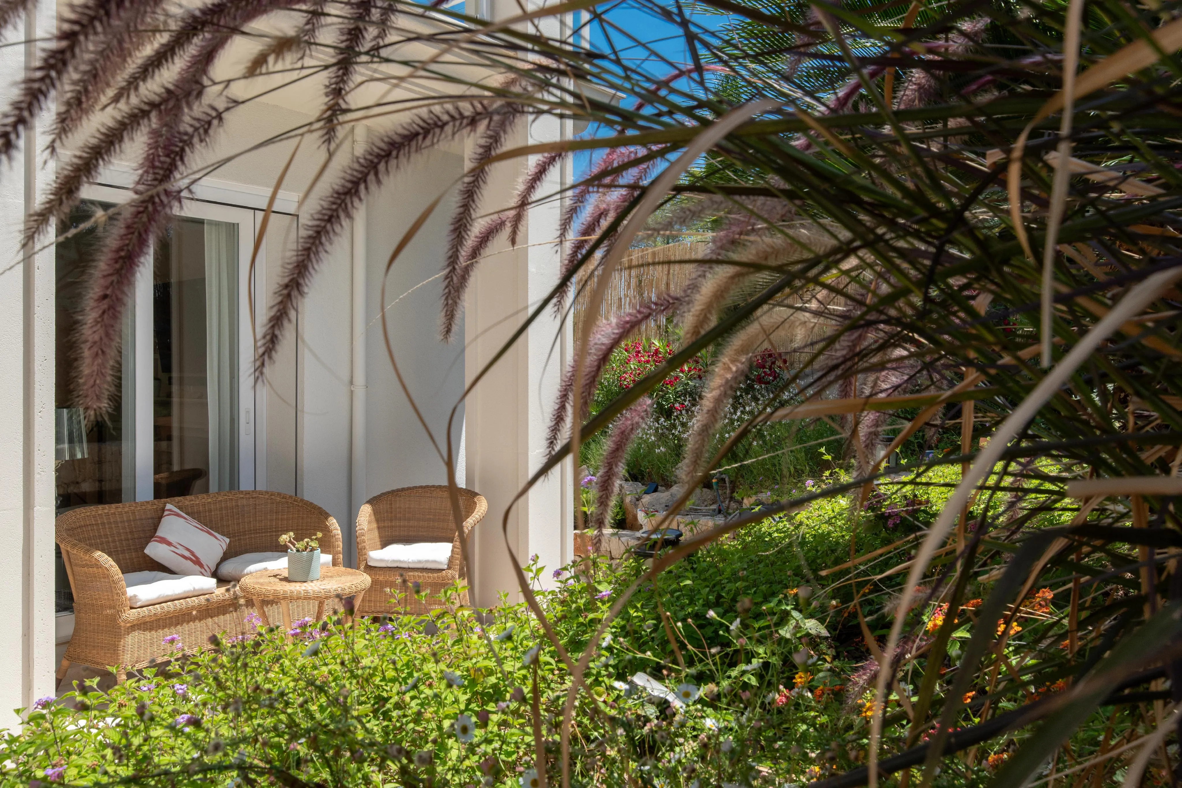 Urocza willa na nabrzeżu z dostępem do morza-27