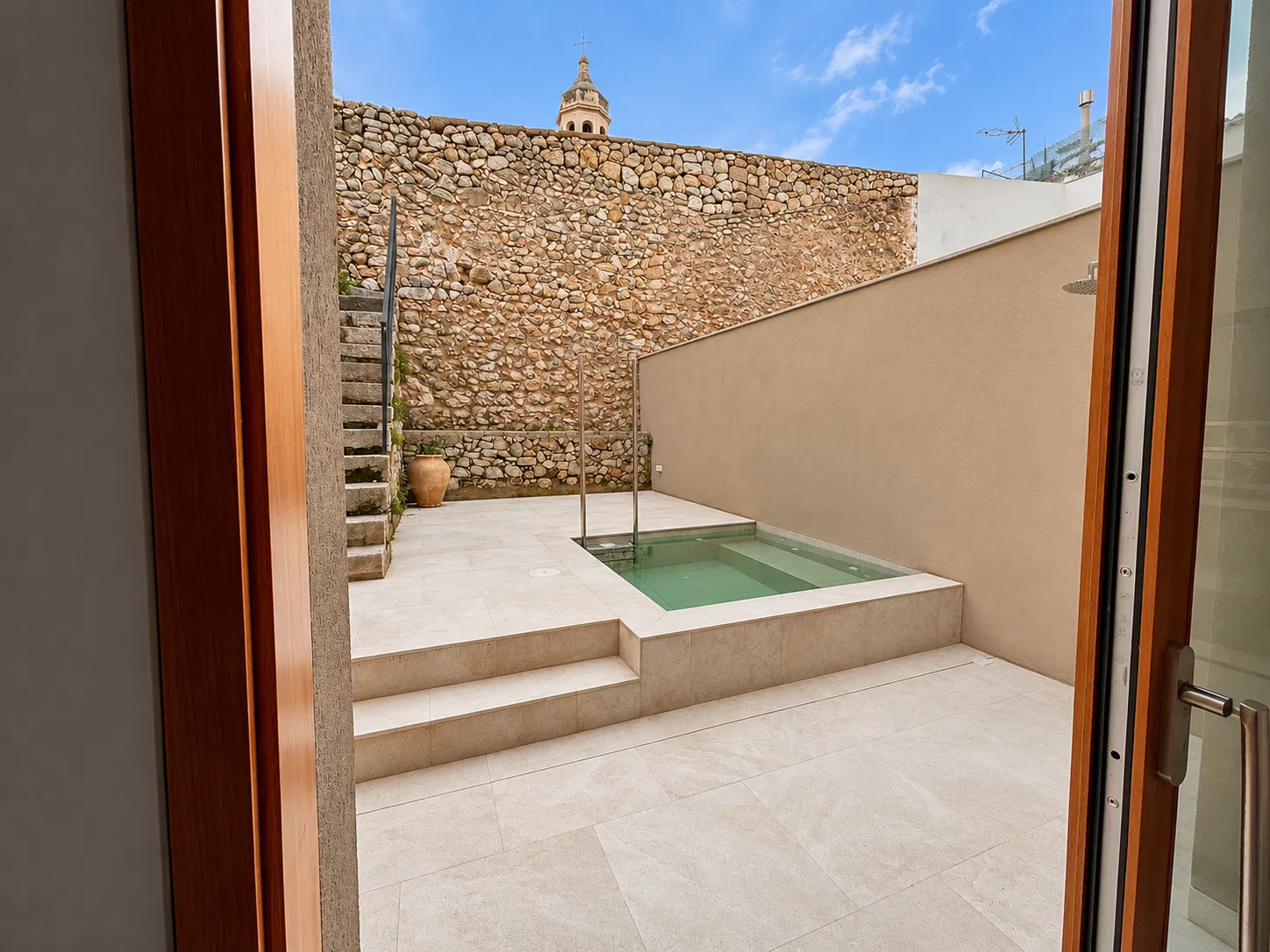 Historic townhouse with pool-10
