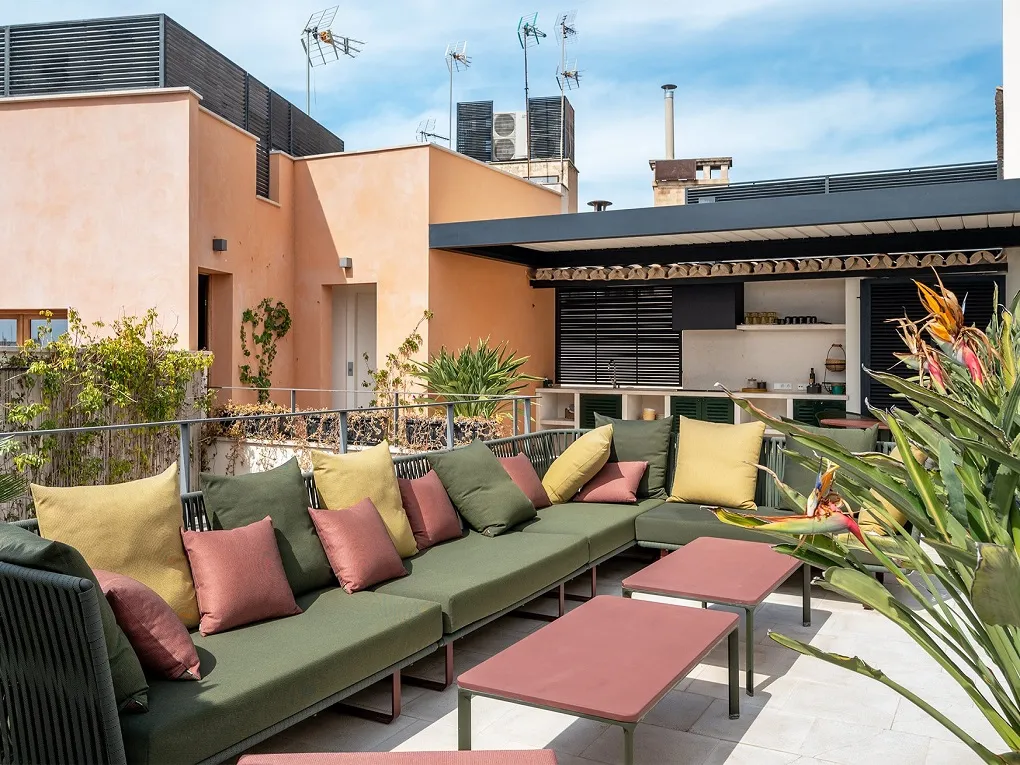 Sophisticated penthouse with terrace, private garage and lift on Passeig del Born-23
