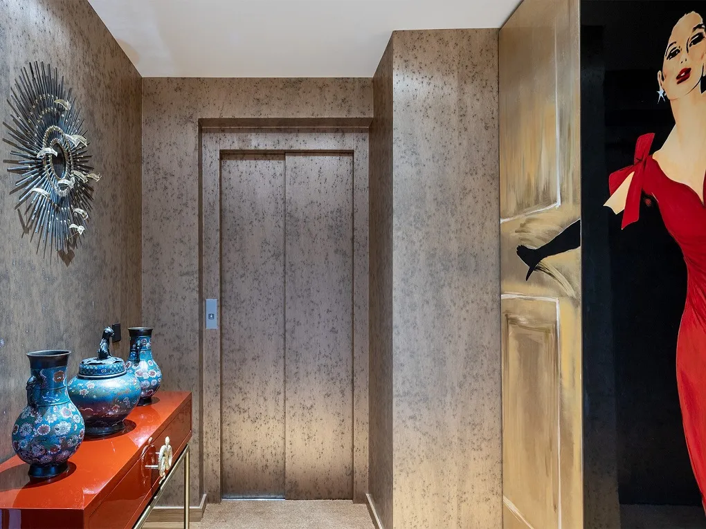 Geraffineerd penthouse met terras, parkeerplaats en lift aan de Passeig del Born-20