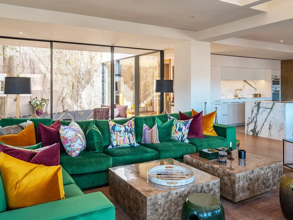 Sophisticated penthouse with terrace, private garage and lift on Passeig del Born-2