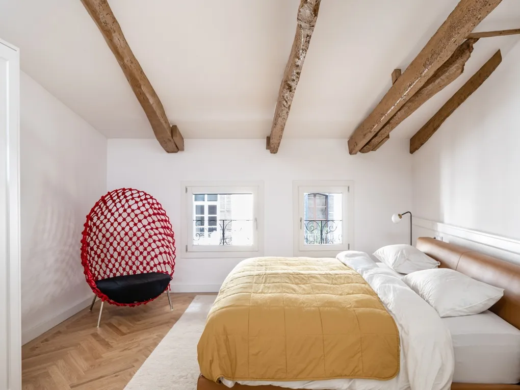 Gerenoveerde, elegante duplexwoning met karakter-11