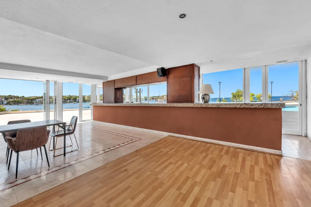 Strandrestaurant in erster Meereslinie-3