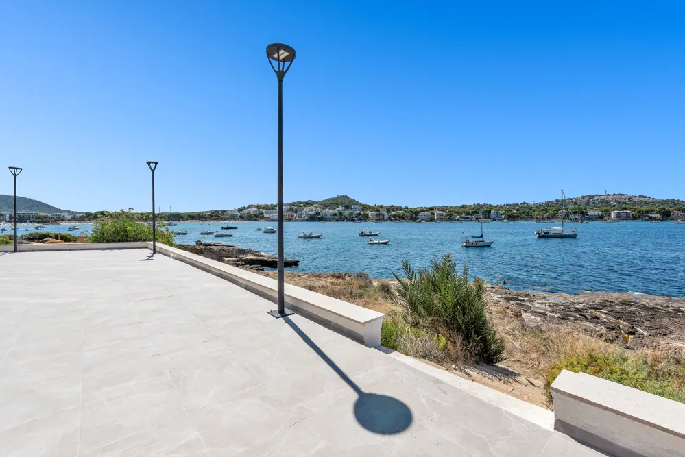 Strand-restaurant frontlinie-15