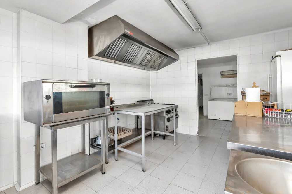 Strandrestaurant in erster Meereslinie-7