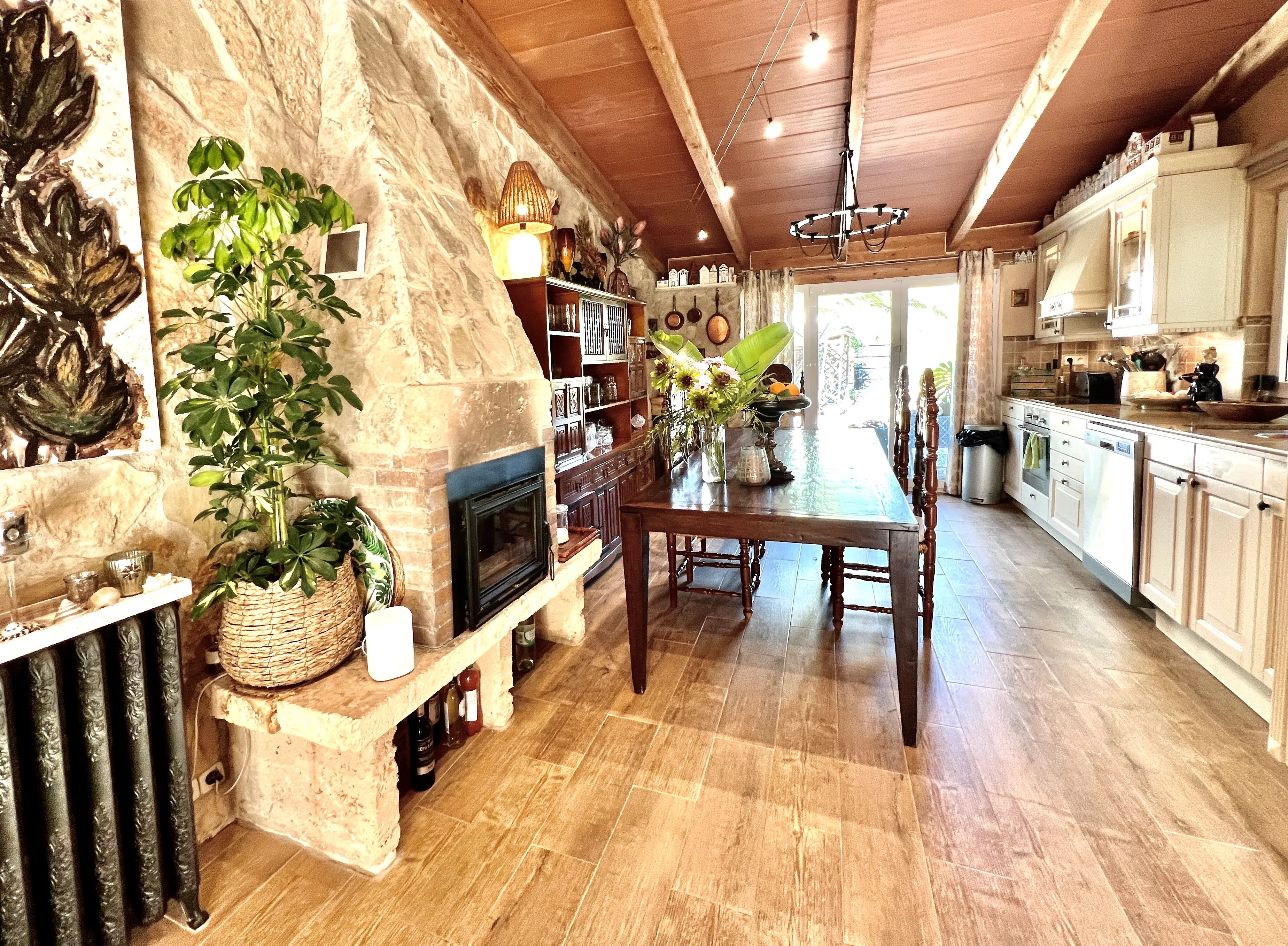 Landhus i bøhmisk stil med ETV-licens-11