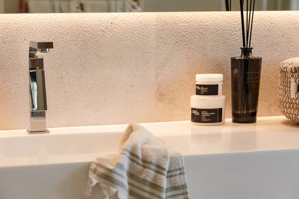 Luxueuse villa avec vue sur la mer et piscine-23