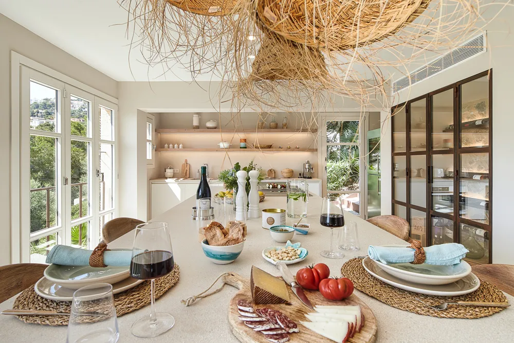 Luxueuse villa avec vue sur la mer et piscine-27