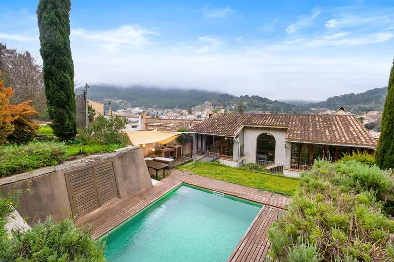 Exklusives Stadthaus mit Panormablick auf Esporles