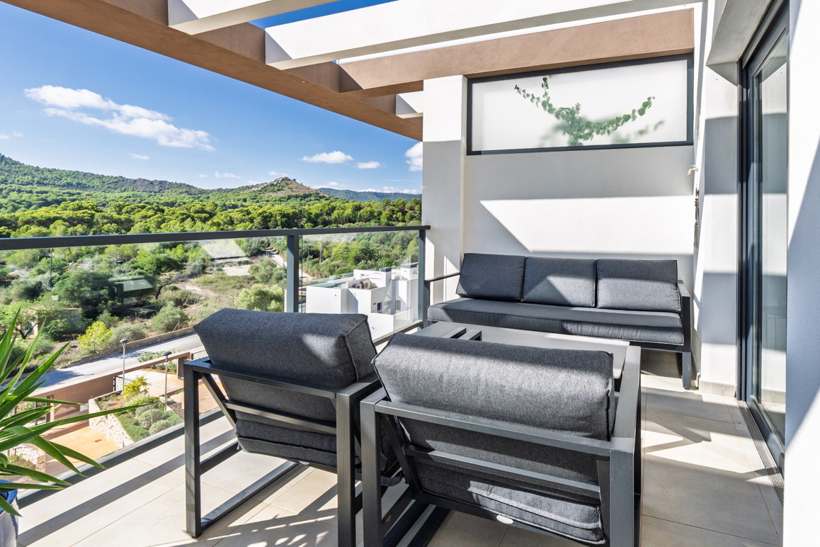 Exclusive new-build penthouse with private rooftop terrace and sea views, 25-metre pool – just 10 minutes from the beach-5