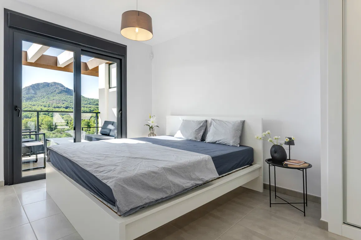 Exclusive new-build penthouse with private rooftop terrace and sea views, 25-metre pool – just 10 minutes from the beach-10
