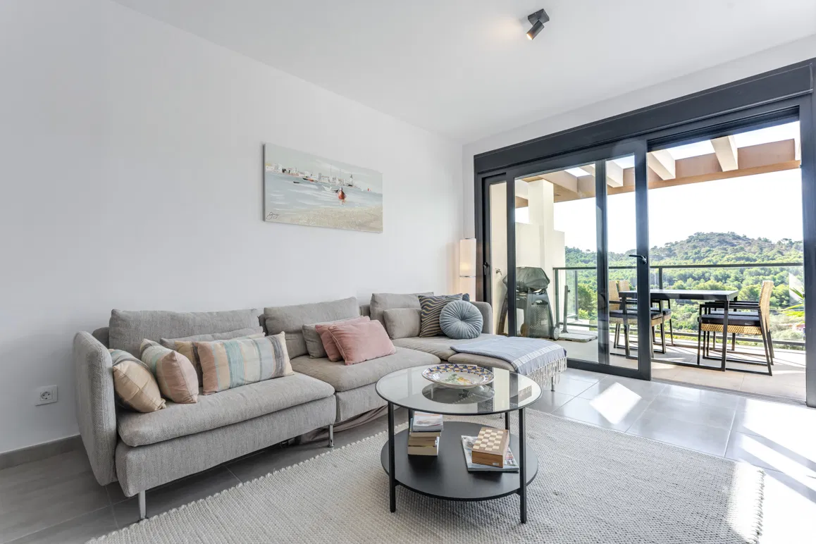 Exclusive new-build penthouse with private rooftop terrace and sea views, 25-metre pool – just 10 minutes from the beach-6