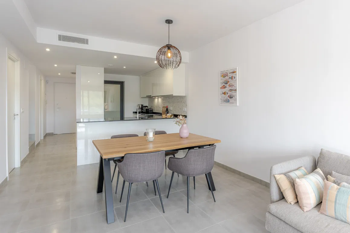 Exclusive new-build penthouse with private rooftop terrace and sea views, 25-metre pool – just 10 minutes from the beach-9