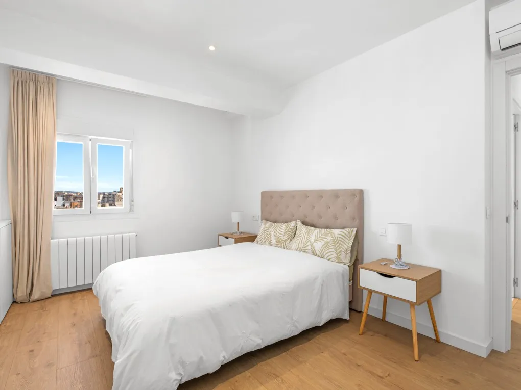 Renoveret penthouse med udsigt i Palma-9