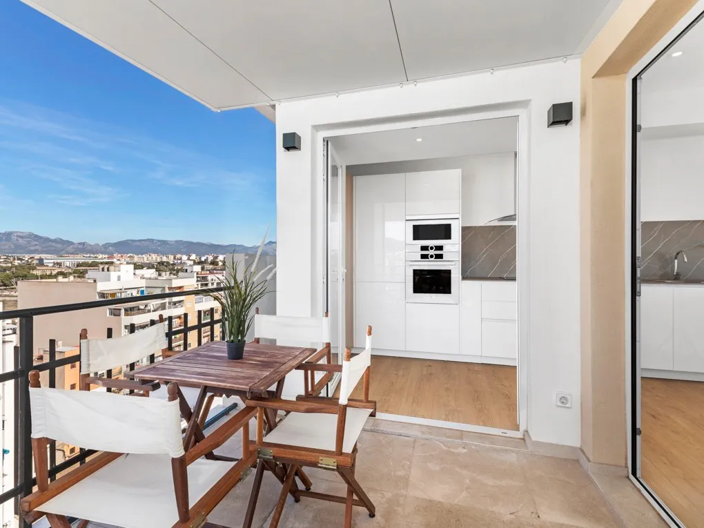 Renoveret penthouse med udsigt i Palma-2