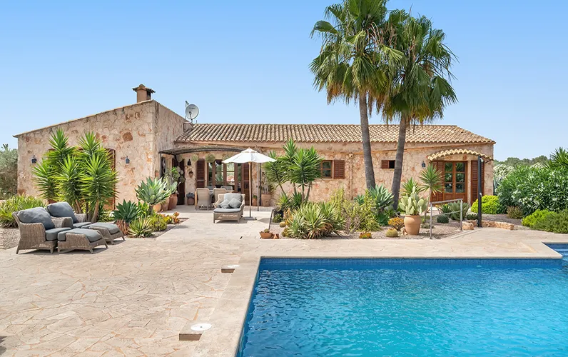Encantadora finca mediterrània a Es Llombards amb caràcter autèntic