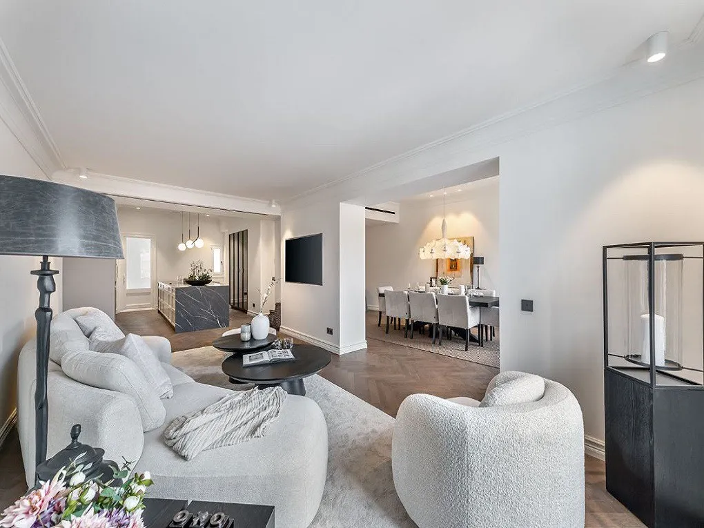 Prestige & design i kombination - Lyxig lägenhet med terrass i eftertraktat läge-3