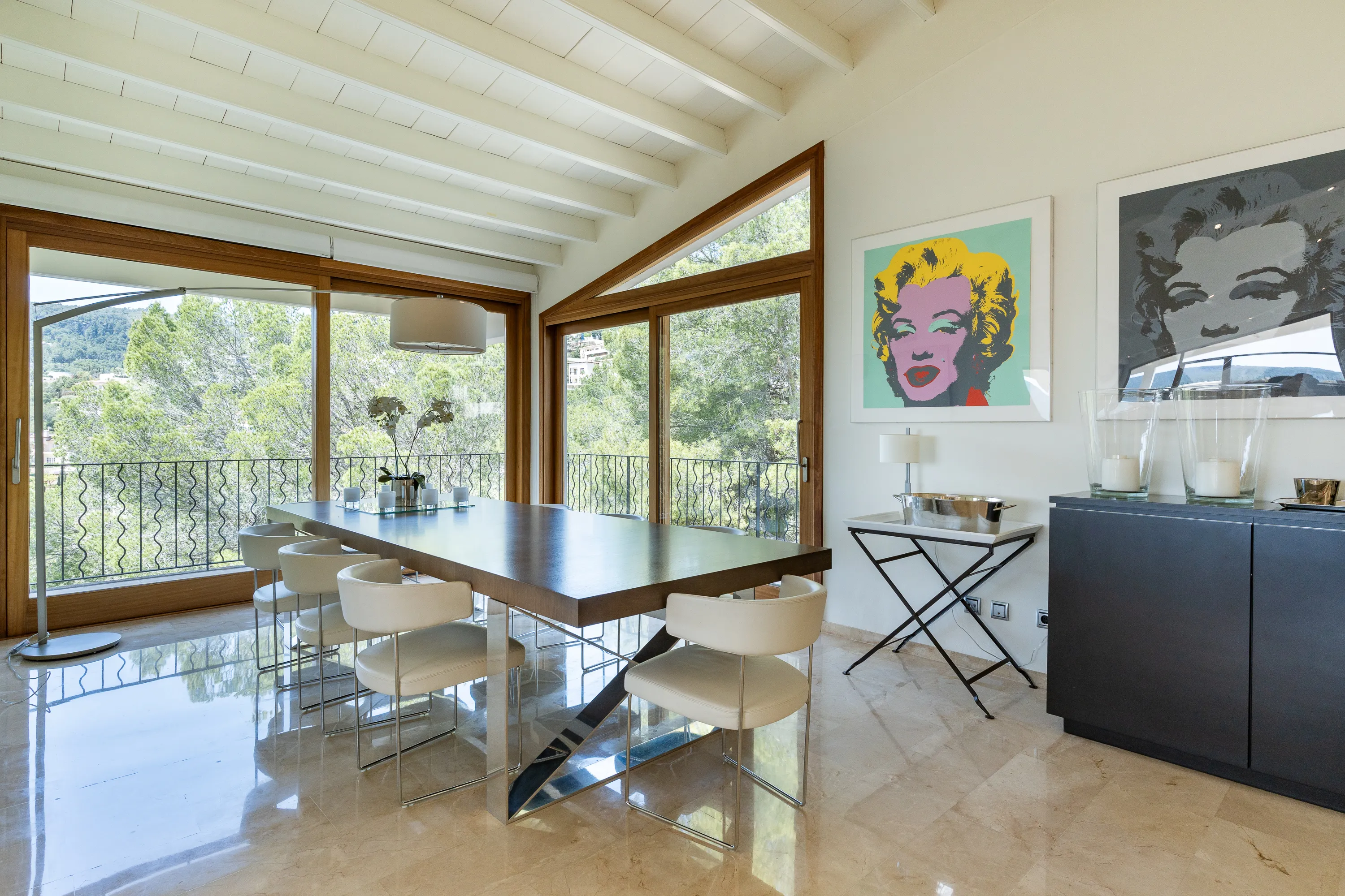 Elegant villa with sea views in Son Vida-8