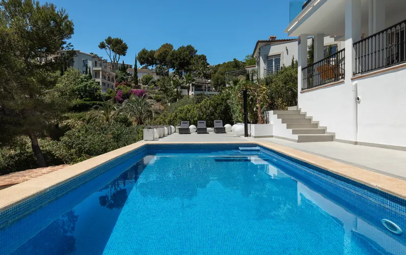 Villa rénovée avec vue sur la mer