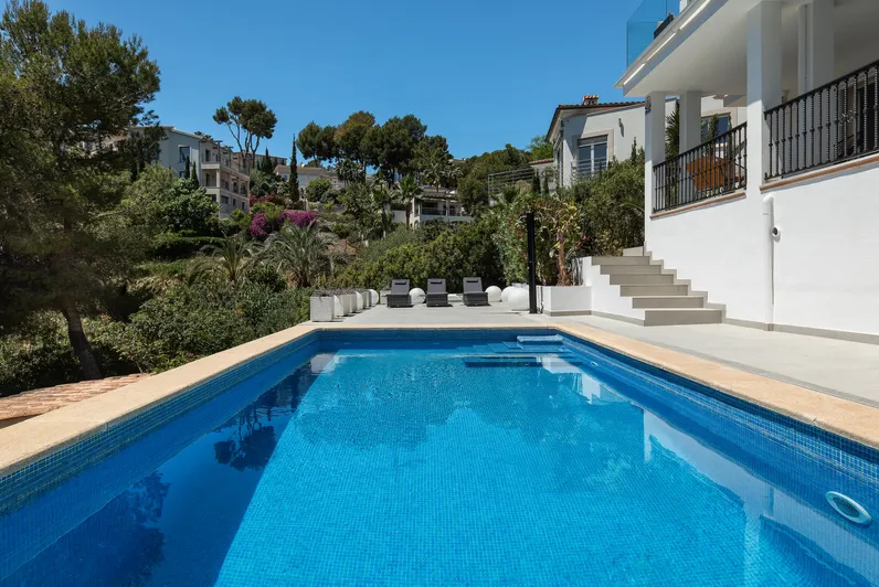 Renovierte Villa mit Meerblick