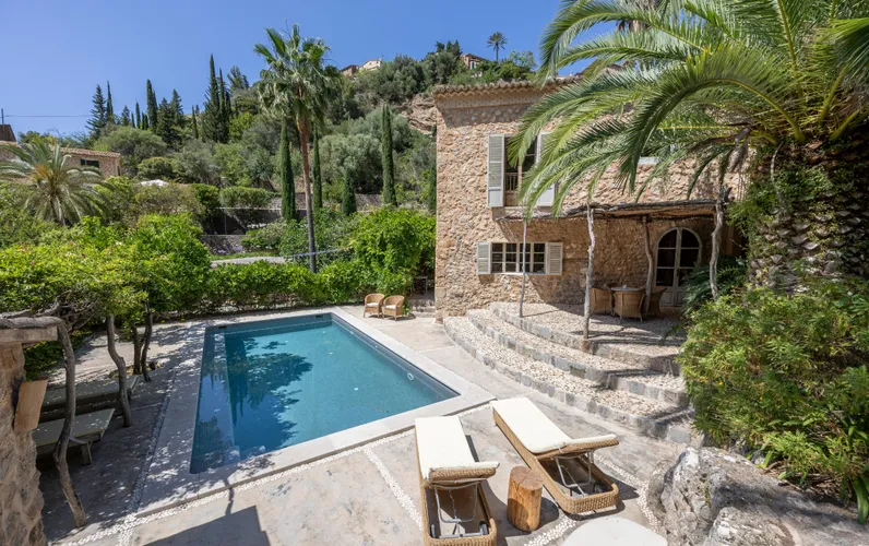 Elegante casa adosada de 4 habitaciones con piscina en Deià - Alquiler vacacional ETV/28187