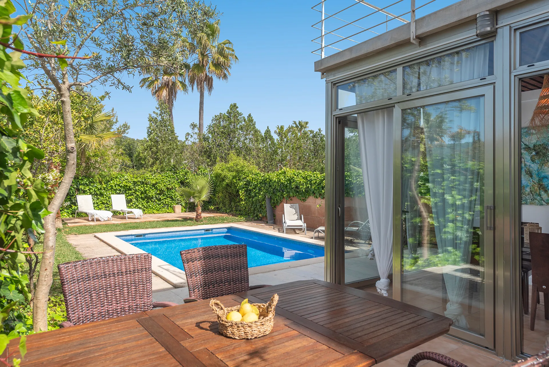 Rækkehus med ETV, tagterrasse og pool i Crestatx-1