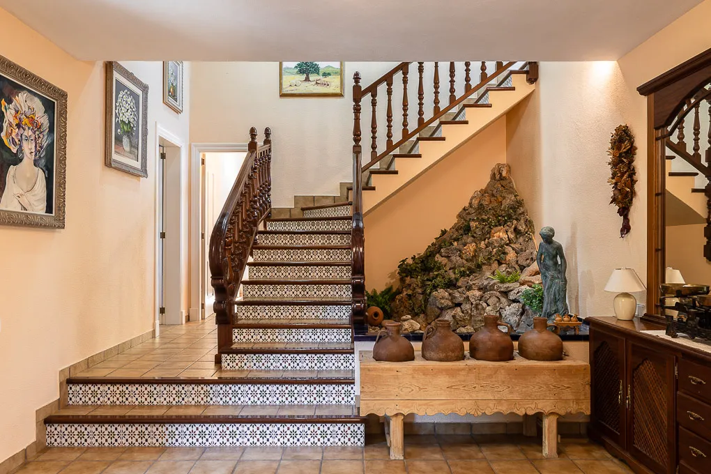 Familievenlig villa med vidunderlig udsigt over bjergene-14