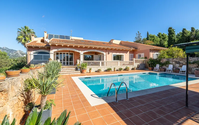 Villa familiale avec vue imprenable sur les montagnes