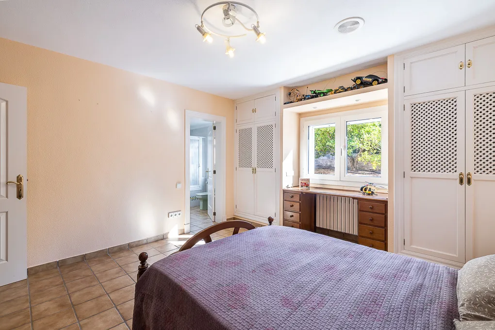 Familievenlig villa med vidunderlig udsigt over bjergene-16