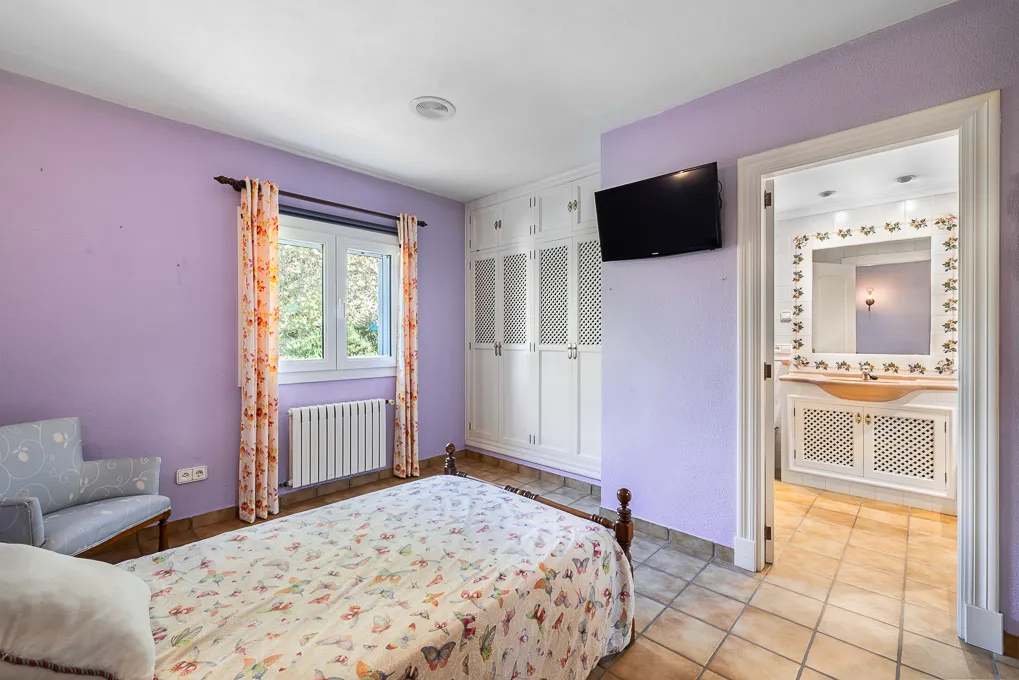 Familievenlig villa med vidunderlig udsigt over bjergene-15