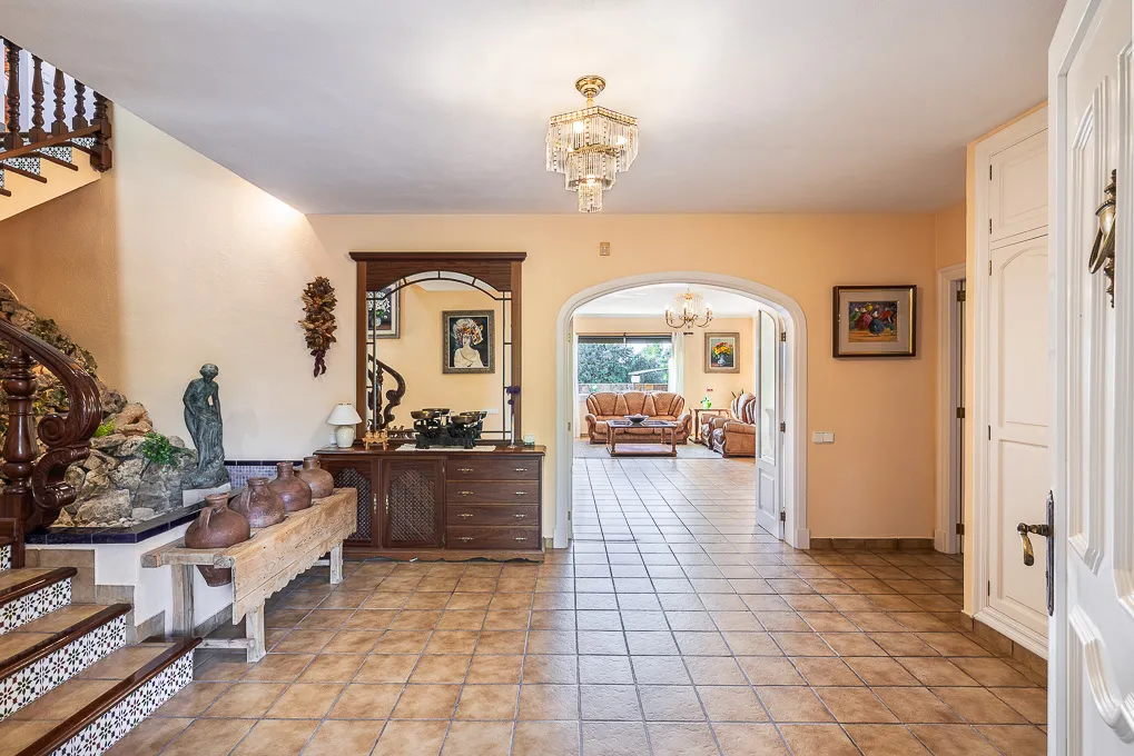 Familievenlig villa med vidunderlig udsigt over bjergene-7