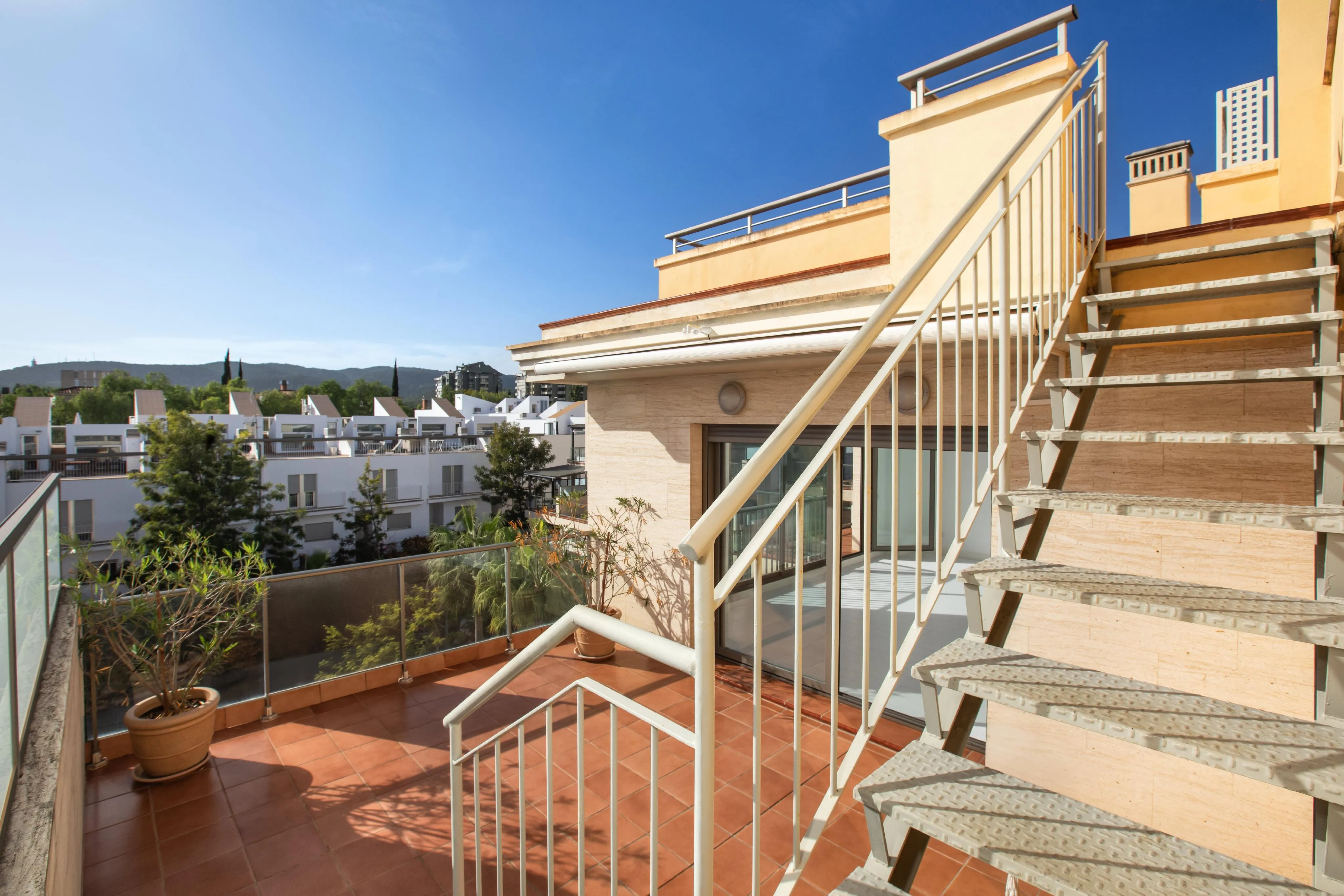 Eksklusiv penthouse med 360º udsigt i skolekvarter - Palma-13