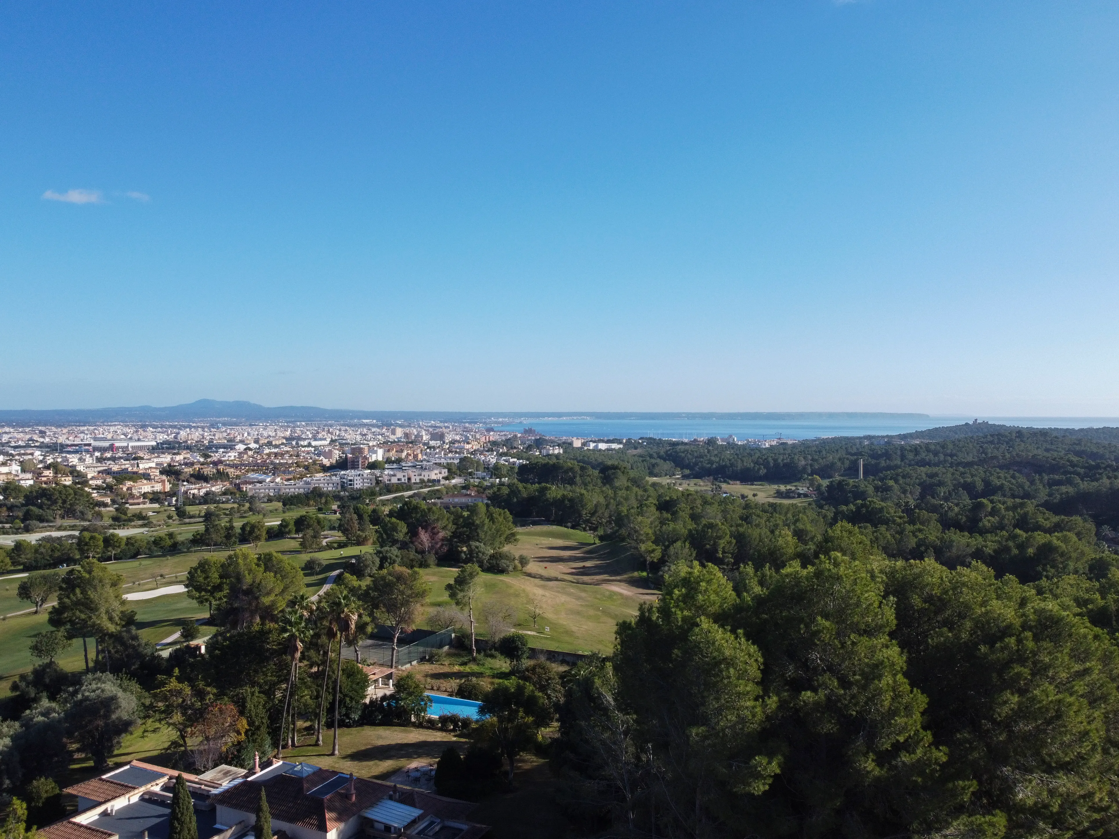 Stor villa med tennisbane i Pinar Park-21