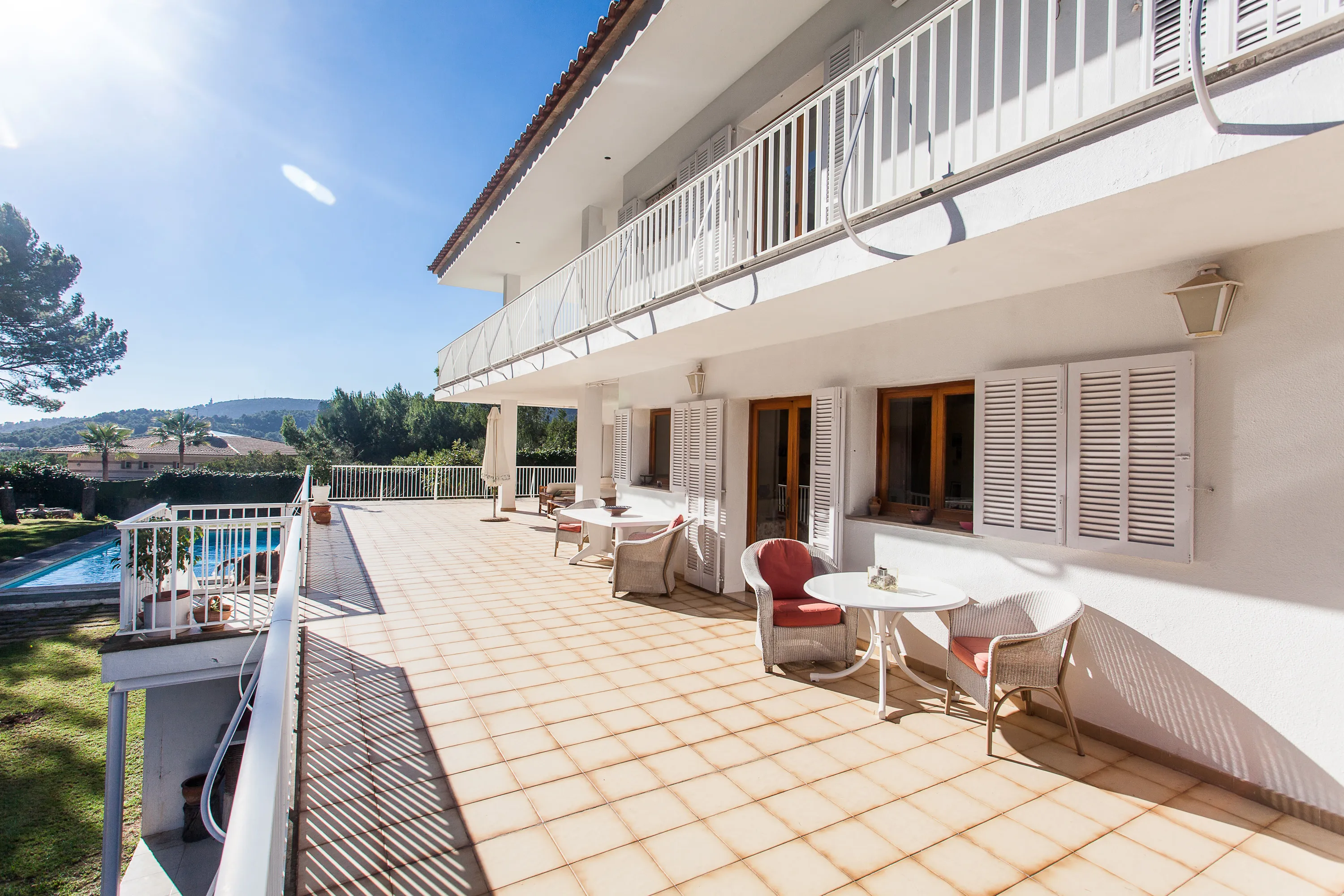 Stor villa med tennisbane i Pinar Park-6