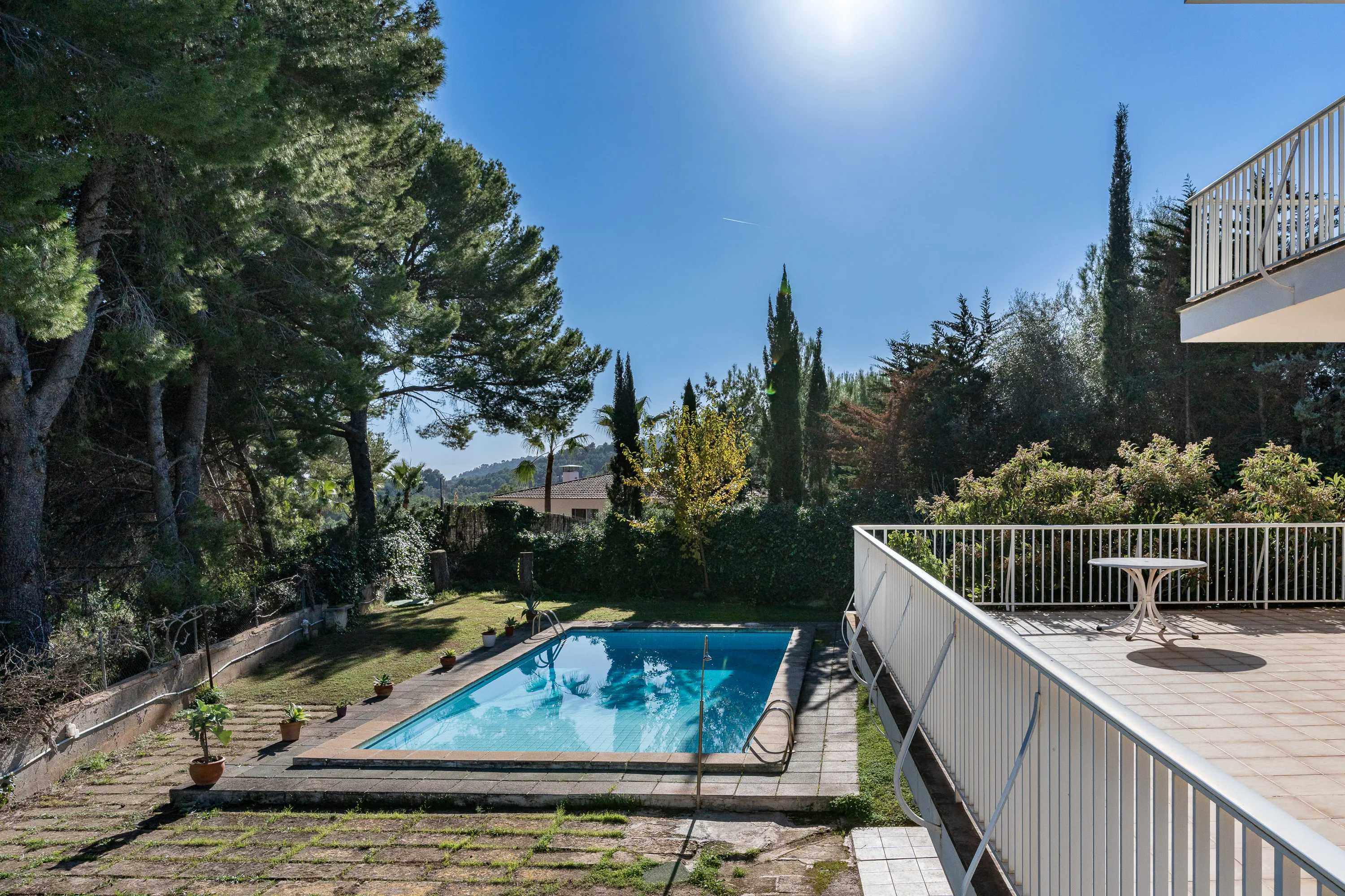 Stor villa med tennisbane i Pinar Park-20